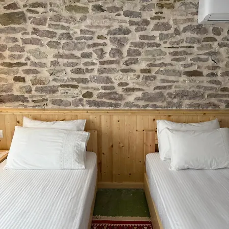 Te Ajdini Casa de hóspedes 3*