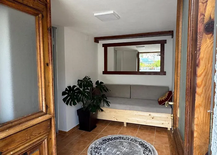 Te Ajdini Pensionat Gjirokastër
