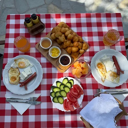 بيت ضيافة Te Ajdini Gjirokastër